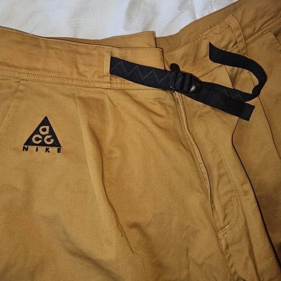 Nike ACG Tan Cargo Pants - Picture 3 of 7